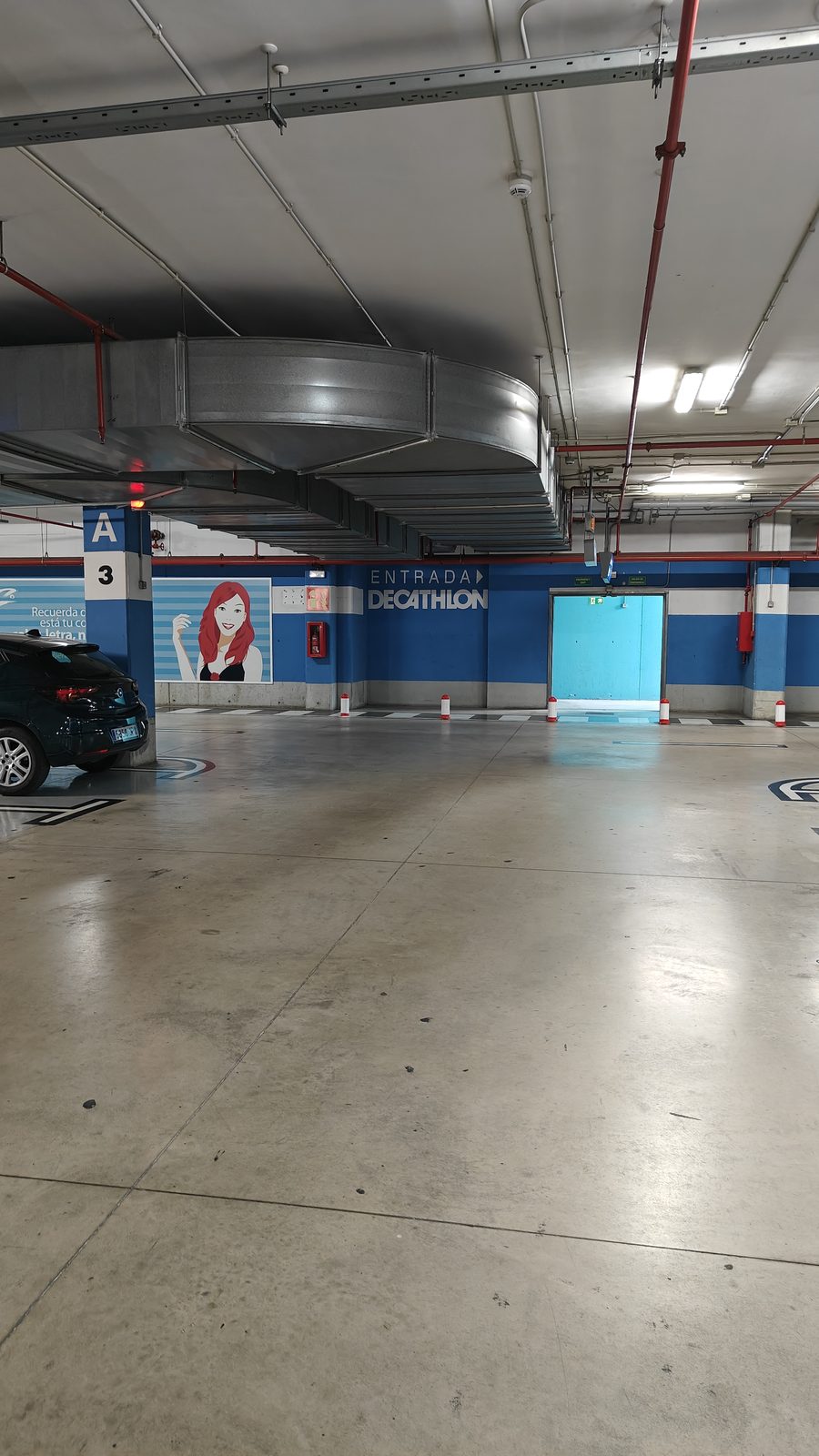 Colour-coded bay marker in the Zenia Boulevard underground car park